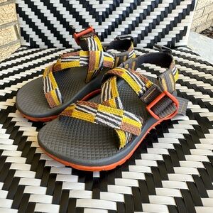 Chacos Kids Sandals Size 10